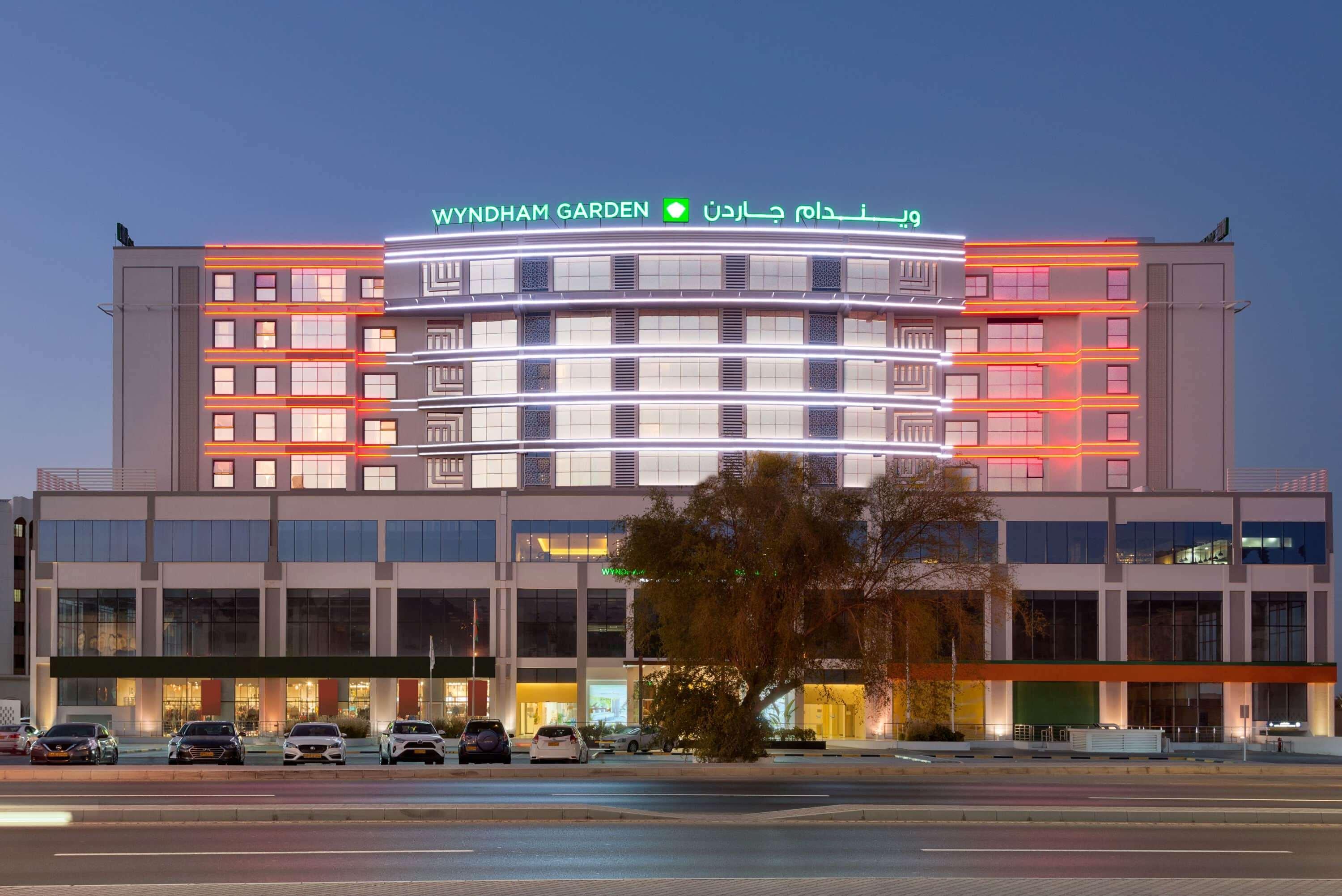 Wyndham Garden Muscat Al Khuwair Hotell Eksteriør bilde