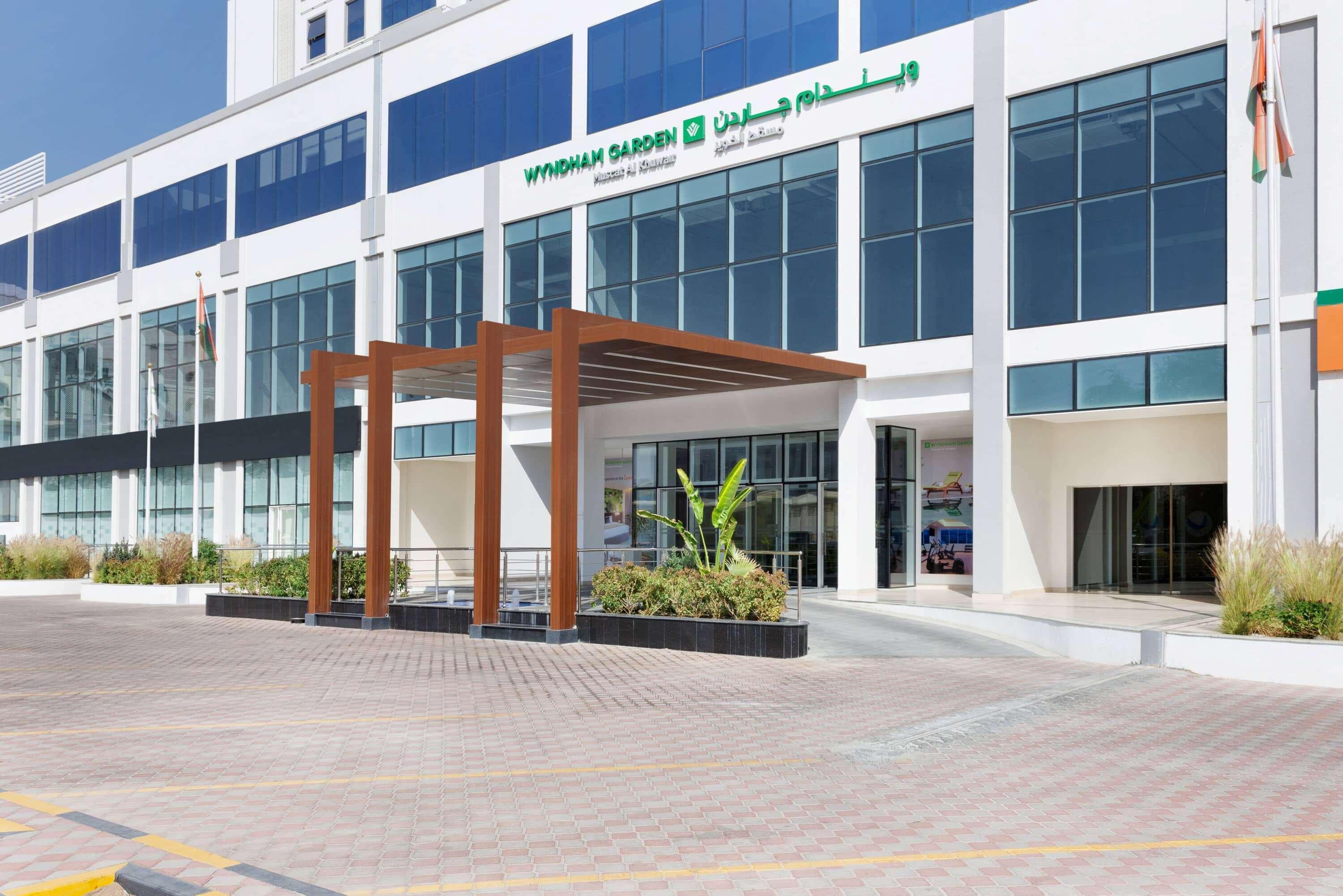 Wyndham Garden Muscat Al Khuwair Hotell Eksteriør bilde