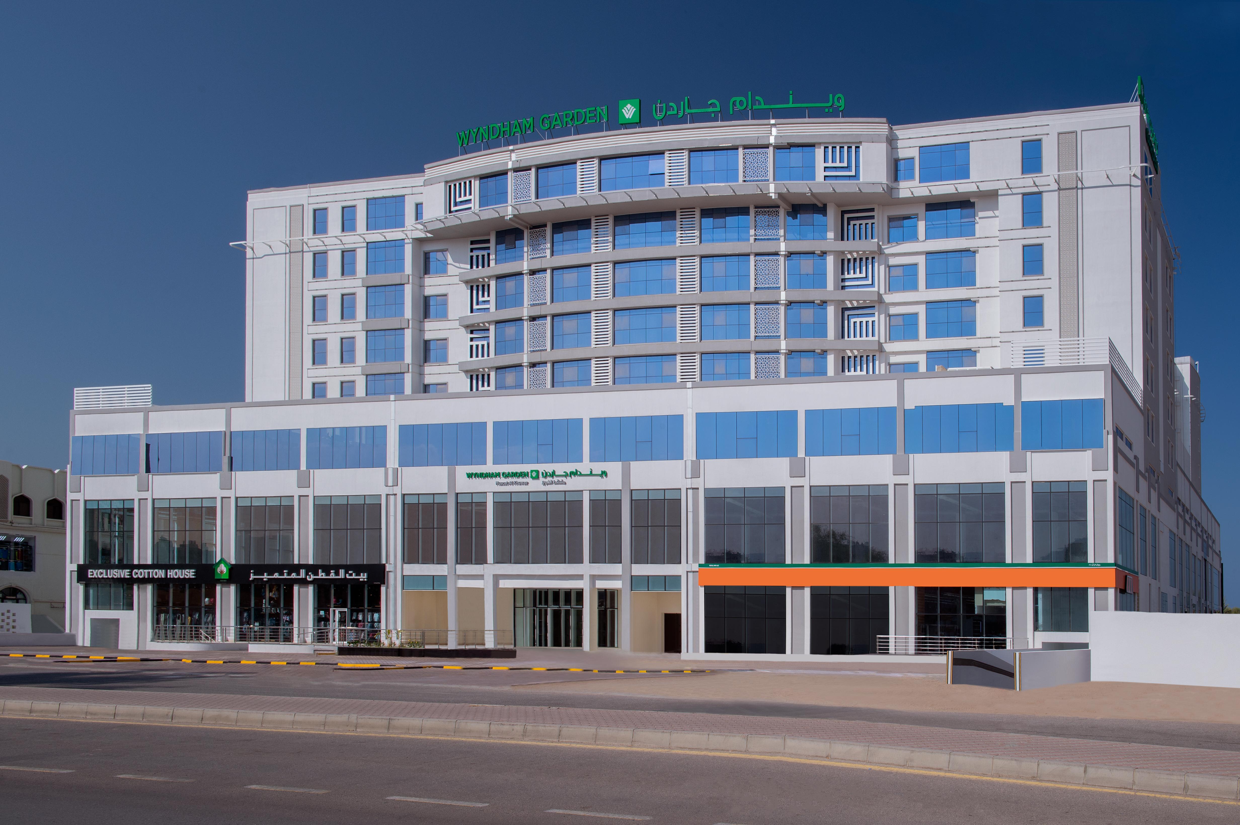 Wyndham Garden Muscat Al Khuwair Hotell Eksteriør bilde