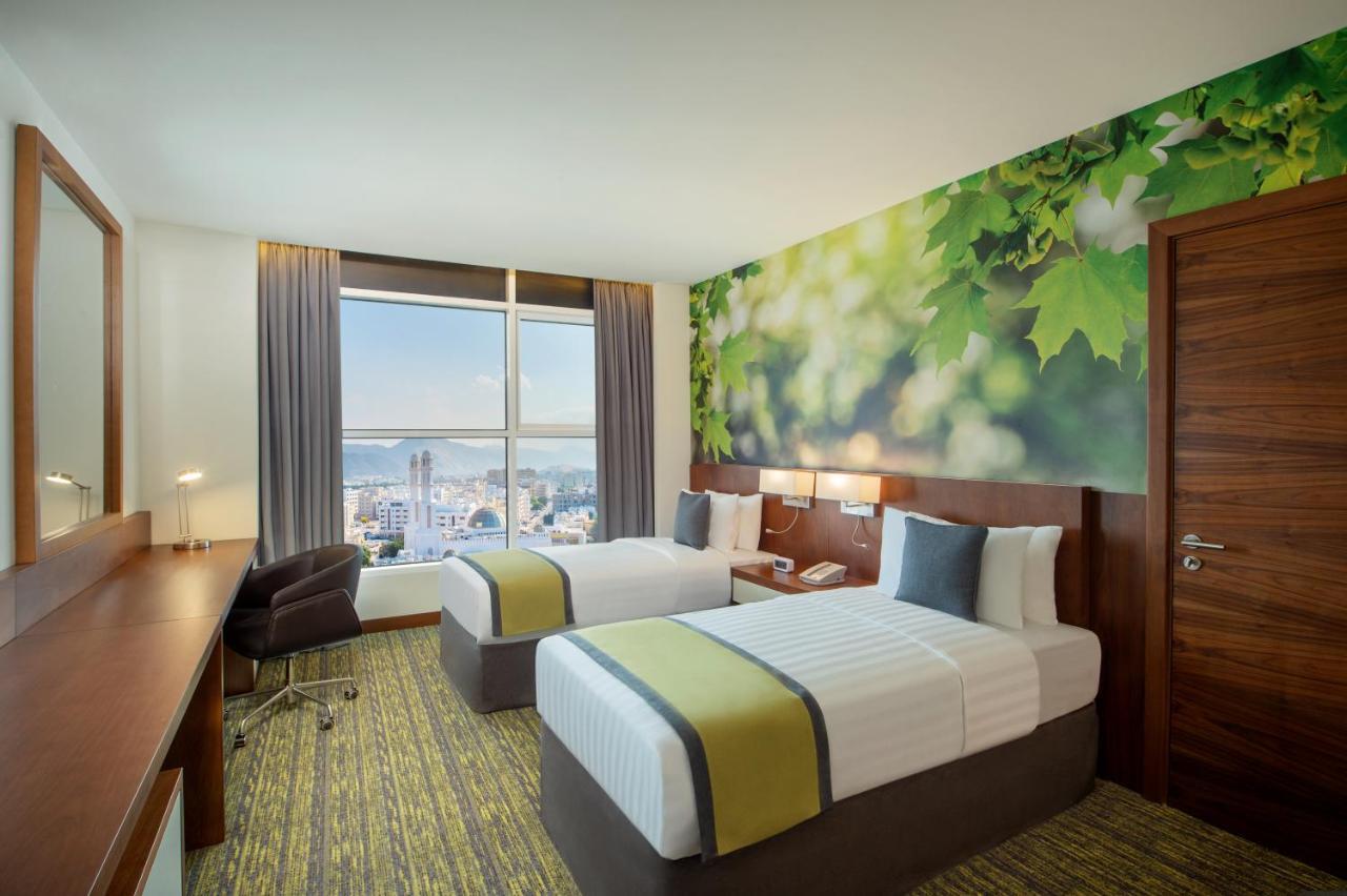 Wyndham Garden Muscat Al Khuwair Hotell Eksteriør bilde