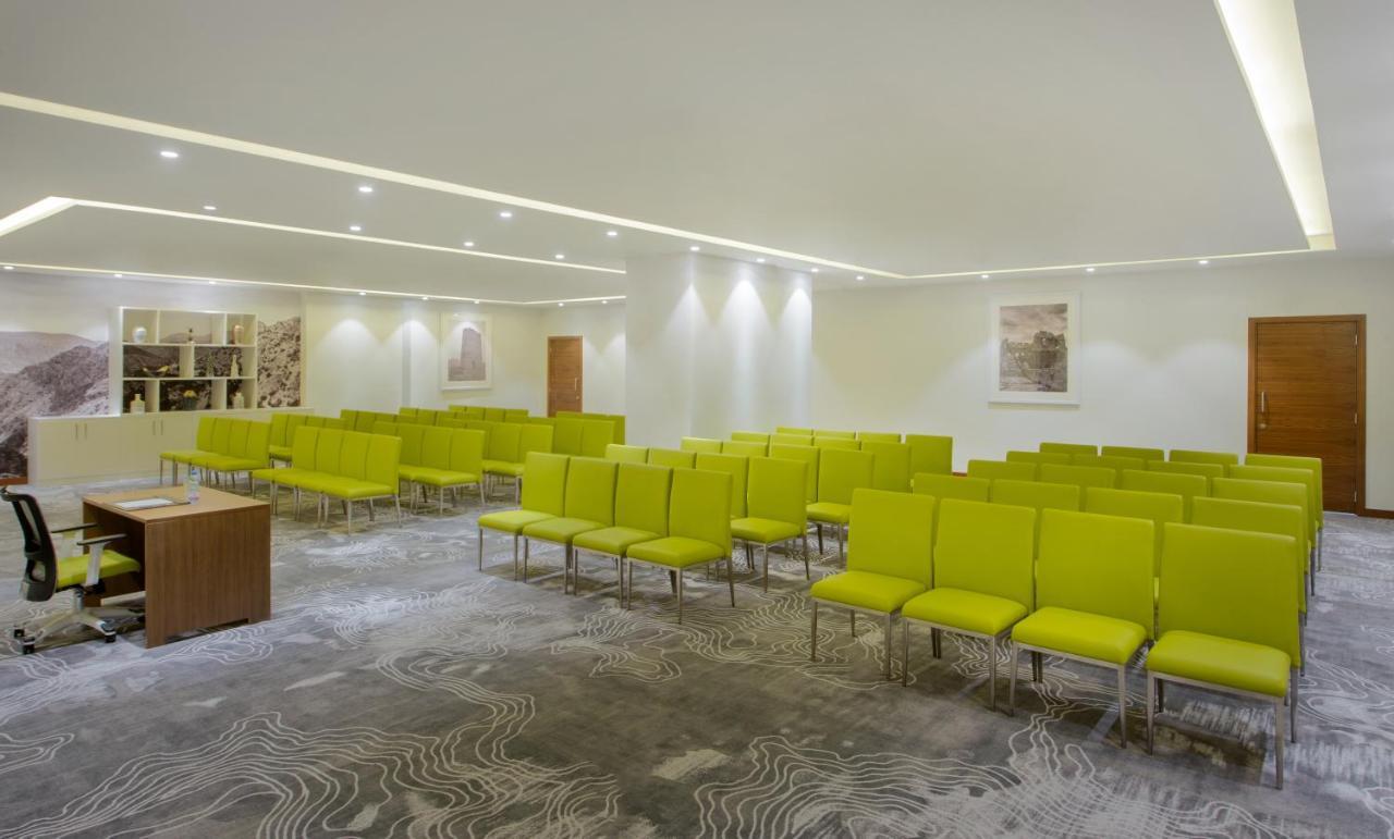 Wyndham Garden Muscat Al Khuwair Hotell Eksteriør bilde