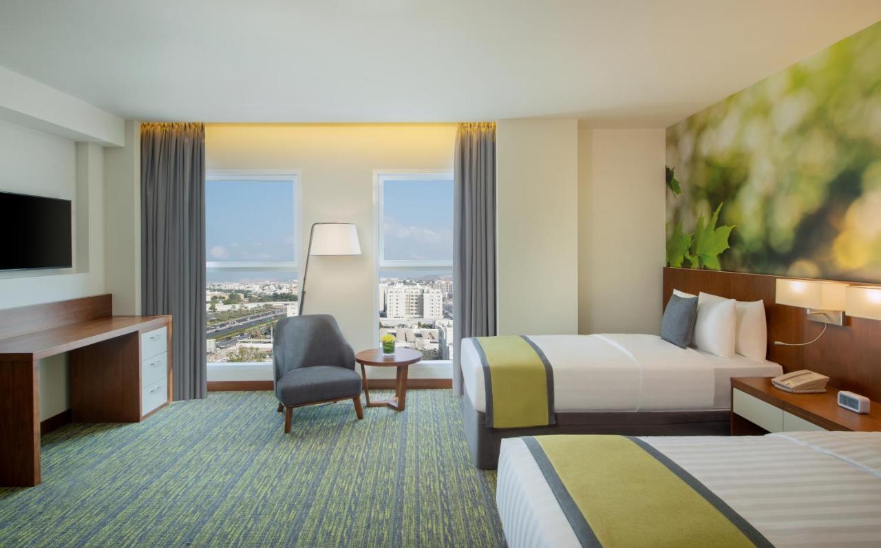 Wyndham Garden Muscat Al Khuwair Hotell Eksteriør bilde