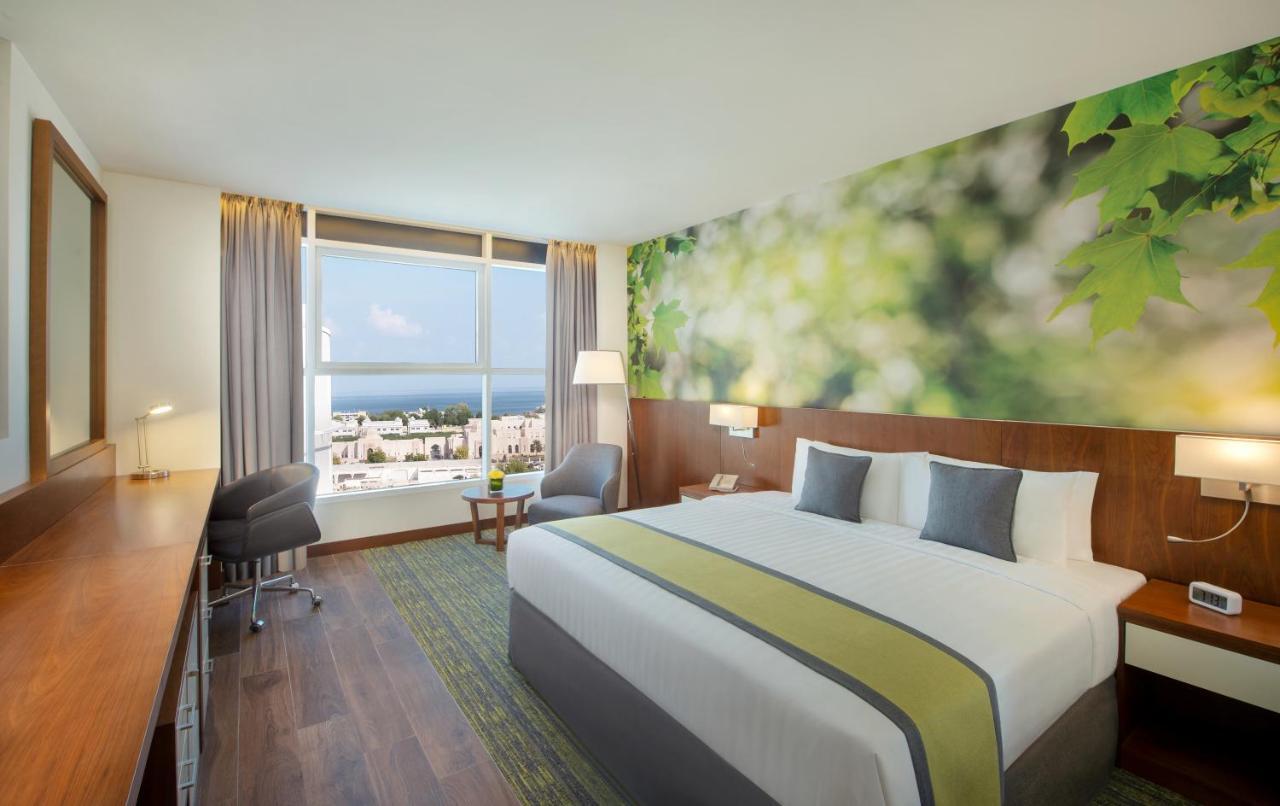Wyndham Garden Muscat Al Khuwair Hotell Eksteriør bilde